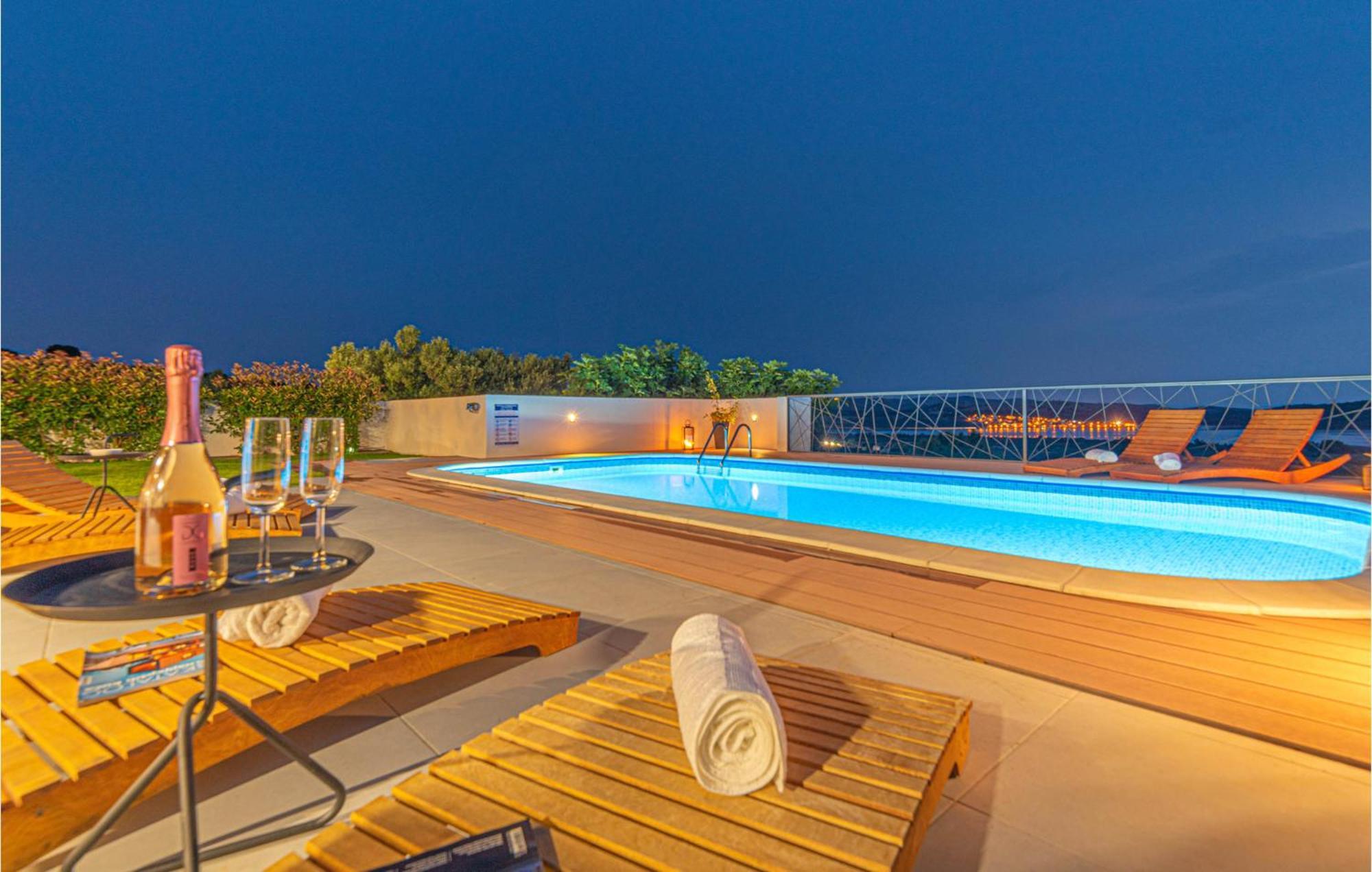 Lovely Home In Sibenik With House Sea View Екстериор снимка