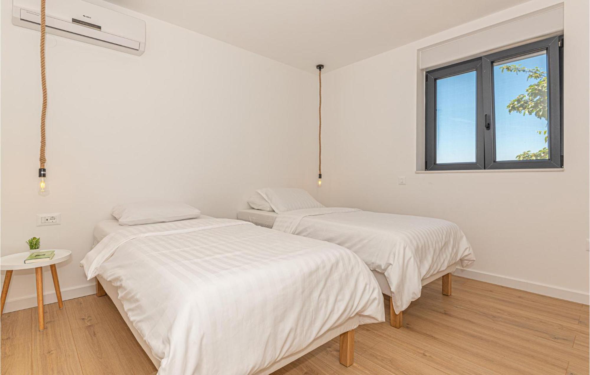 Lovely Home In Sibenik With House Sea View Екстериор снимка