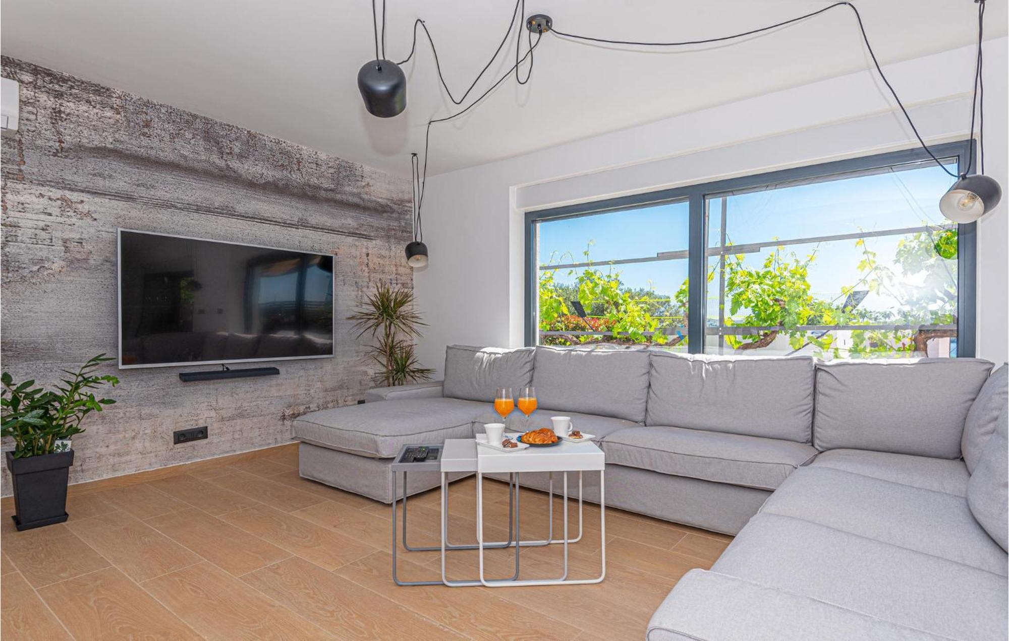 Lovely Home In Sibenik With House Sea View Екстериор снимка
