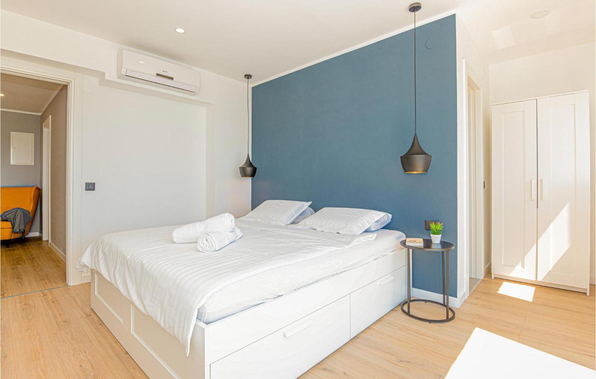 Lovely Home In Sibenik With House Sea View Екстериор снимка