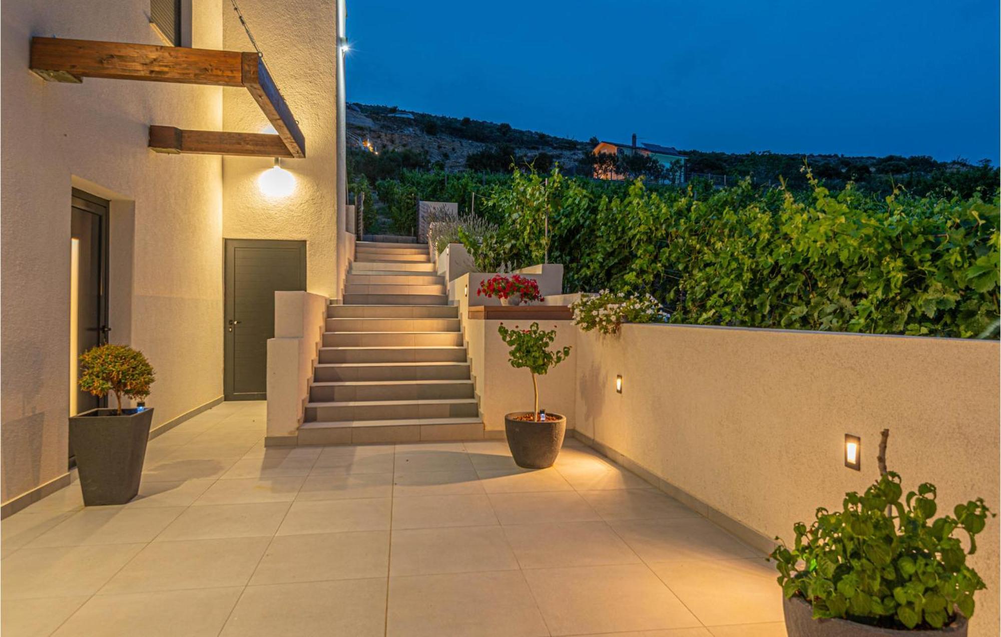 Lovely Home In Sibenik With House Sea View Екстериор снимка